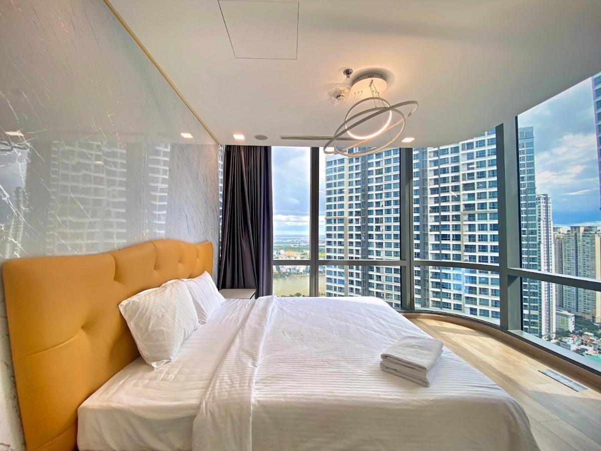 Luxury Vinhomes Central Park Humi Apartment Хошимин Экстерьер фото